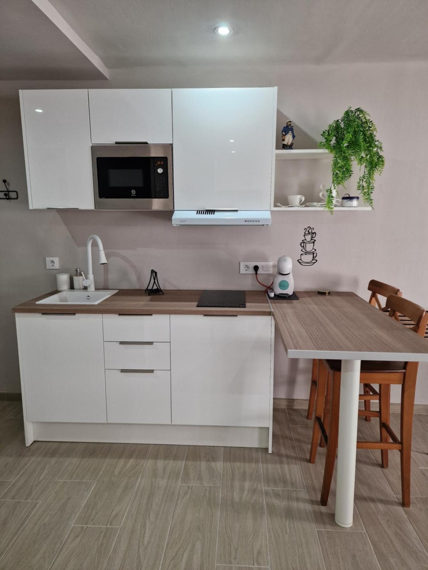 Hotel Pensio Torrent L' Escala Zewnętrze zdjęcie