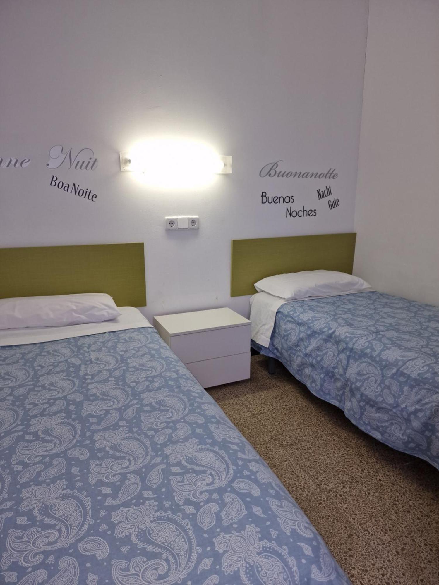 Hotel Pensio Torrent L' Escala Zewnętrze zdjęcie