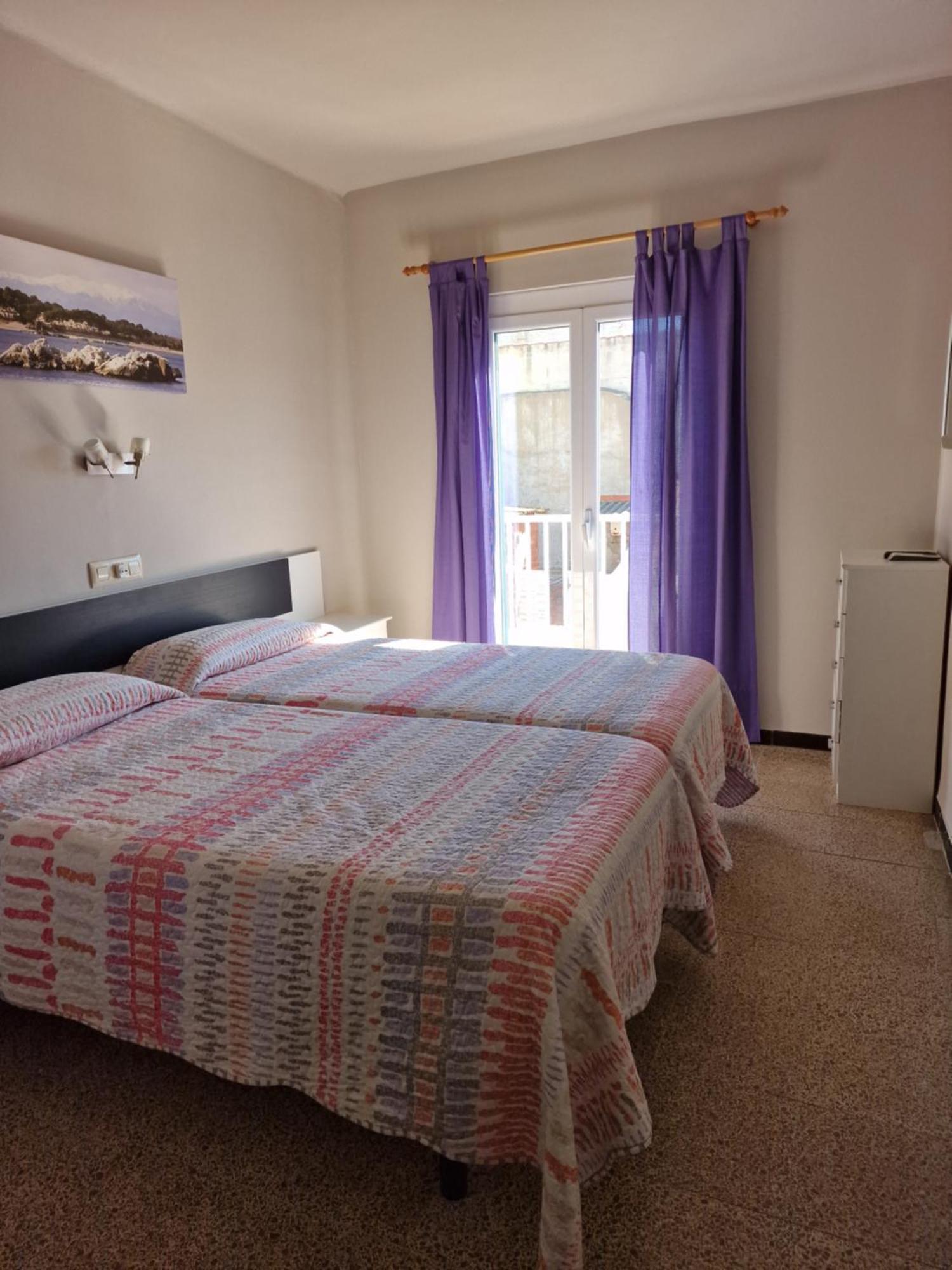Hotel Pensio Torrent L' Escala Zewnętrze zdjęcie